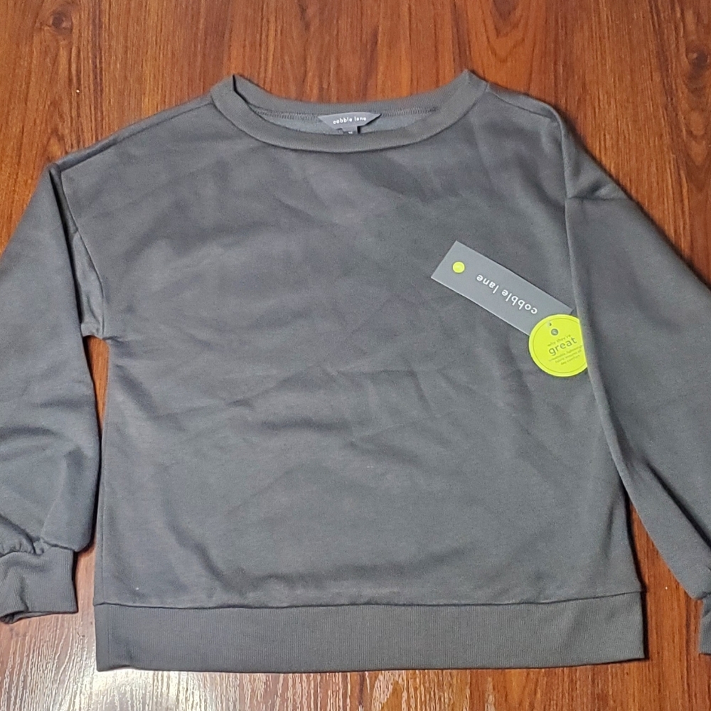 New Cobble Lane Gray Classic Warm Sweatshirt Women's Size Medium